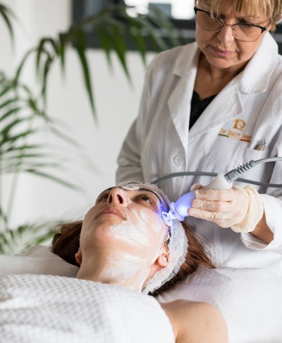 Soft Skin: Trattamento Viso e Collo con Radiofrequenza